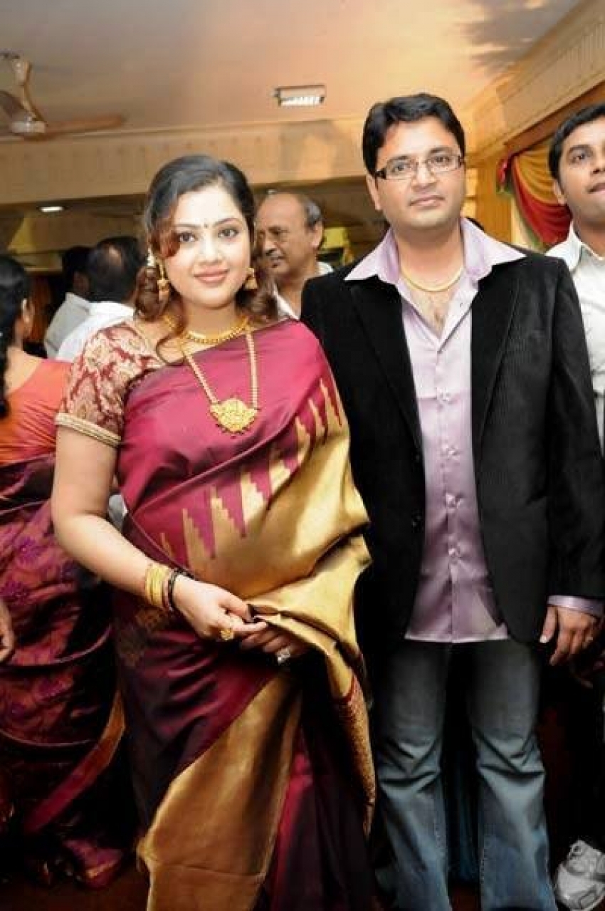 PHOTOS : ஸ்டார் நடிகை முதல் காதல் கணவர் வரை.. மீனாவின் திருமண புகைப்படங்கள்! 