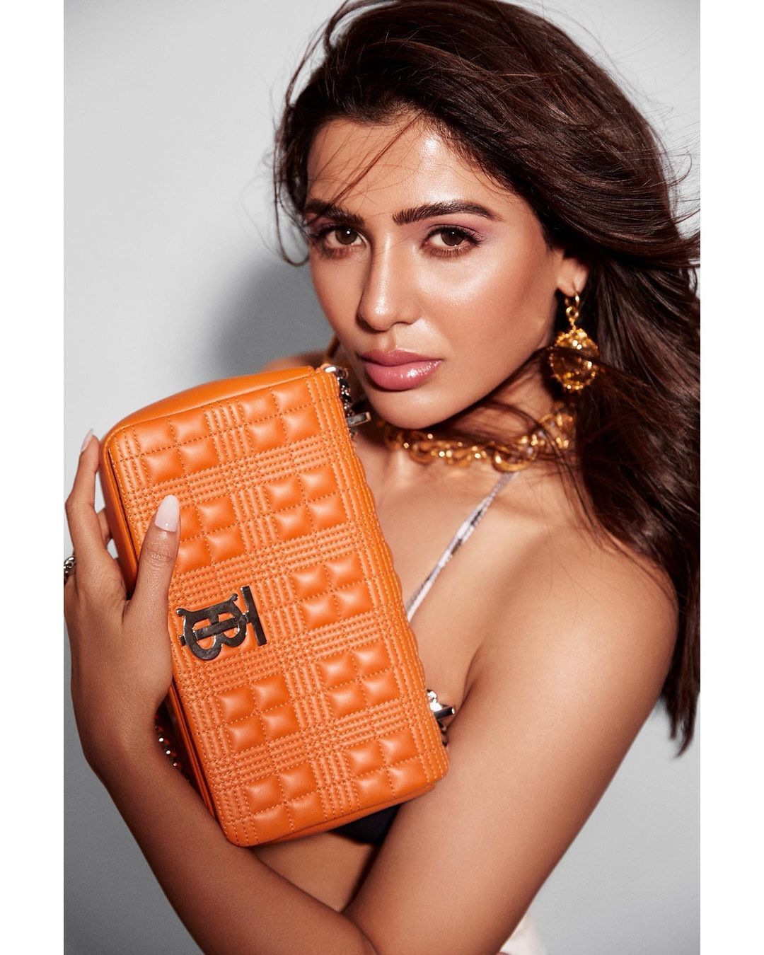  ഇതെന്തൊരു മാറ്റമാണ് സാം....സൂപ്പര്‍ സ്റ്റൈലിഷായി സാമന്ത