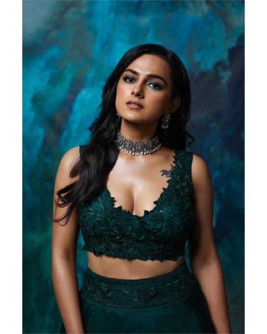 Sandalwood Actress Shraddha Srinath Latest Photoshoot