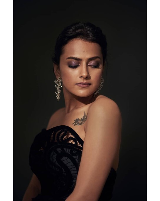 Sandalwood Actress Shraddha Srinath Latest Photoshoot