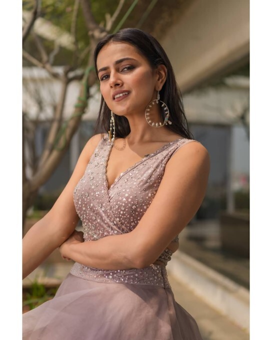 Sandalwood Actress Shraddha Srinath Latest Photoshoot
