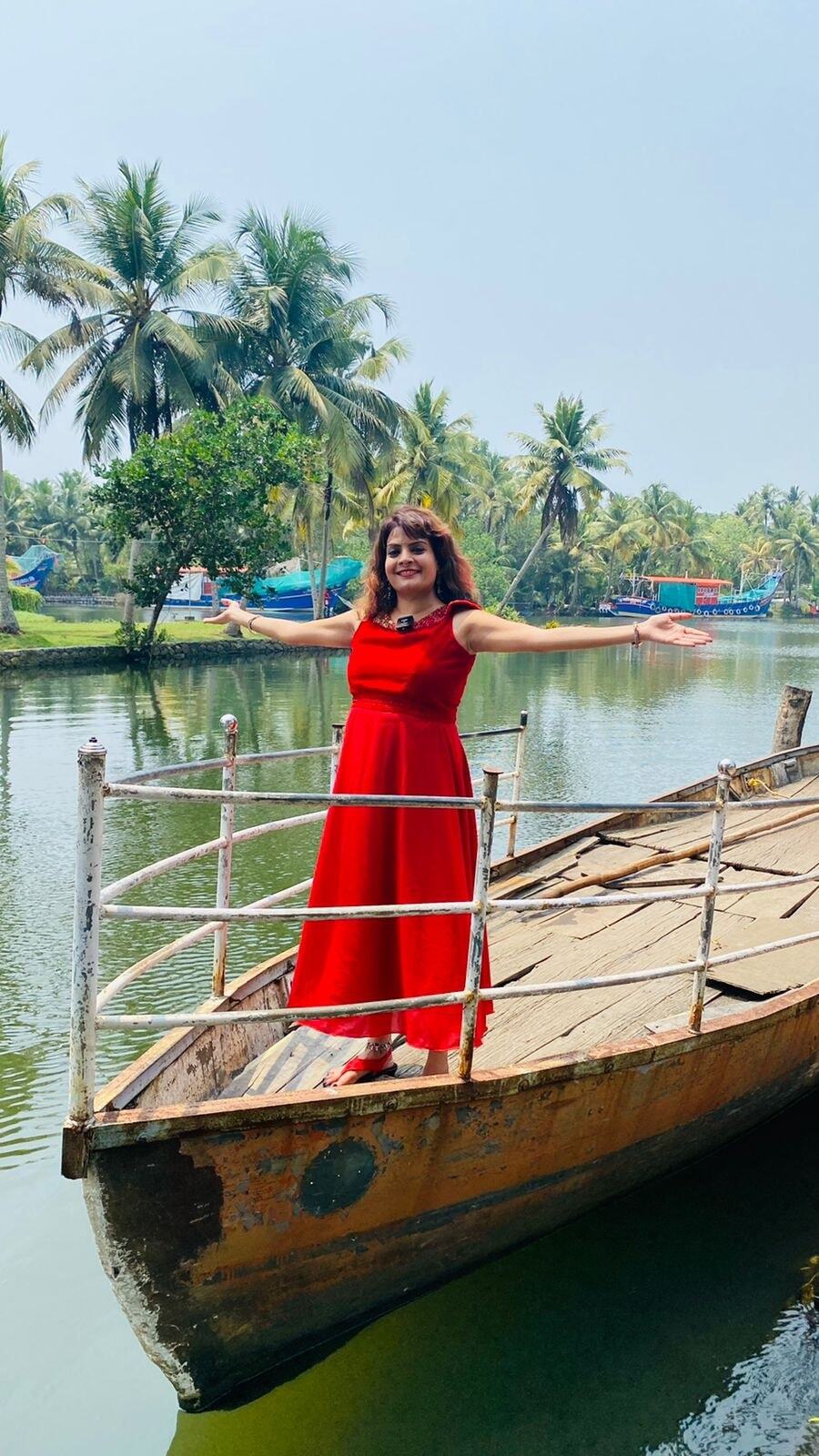 എന്റെ പൊന്നു സുബി ചേച്ചി...ഒന്നും പറയാനില്ല...കിടു പൊളി... സൂപ്പര്‍...ഫന്റാസ്റ്റിക്ക്; സുബി സുരേഷിന്റെ ചിത്രങ്ങള്‍ ഏറ്റെടുത്ത് ആരാധകര്‍