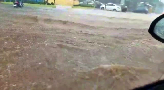 ଅସରାଏ ବର୍ଷାରେ ବୁଡିଲା ଭୁବନେଶ୍ୱର, ରାସ୍ତା ଲହଡ଼ି ଭାଙ୍ଗିଲା ପାଣି 