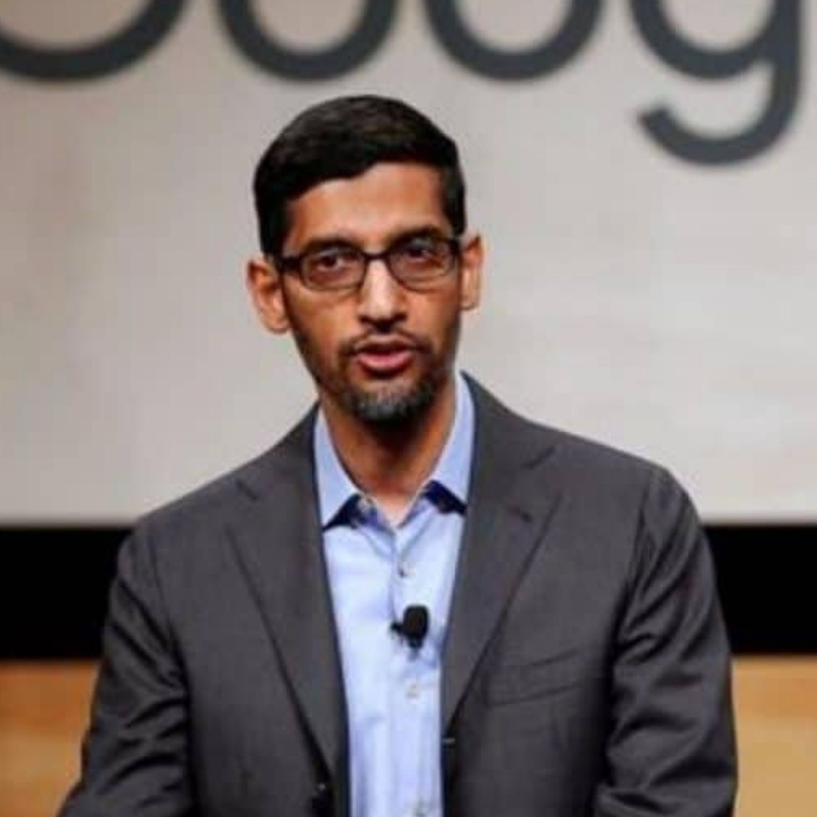 സഹപാഠിയെ പ്രേമിച്ച് വിവാഹം, വരുമാനം കോടികള്‍: ഗൂഗിള്‍ സിഇഒ സുന്ദർ പിച്ചൈയുടെ അറിയാ കഥകള്‍