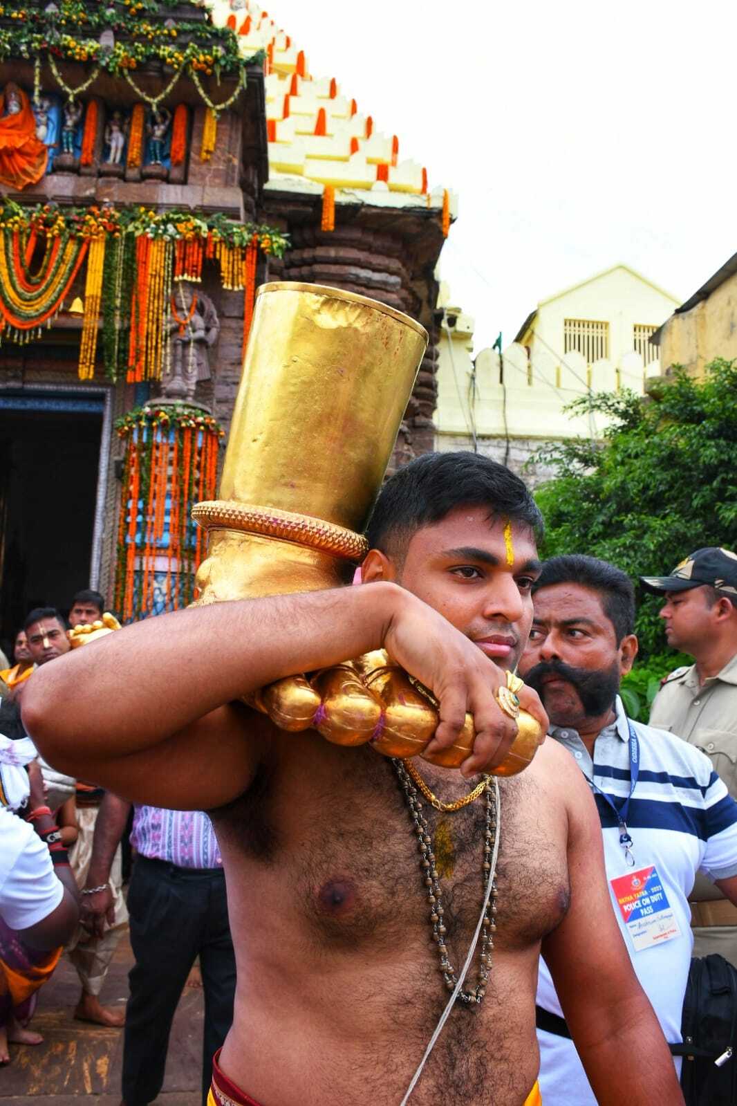 ଫଟୋରେ ମହାପ୍ରଭୁଙ୍କ ସୁନାବେଶ ପ୍ରସ୍ତୁତି... 