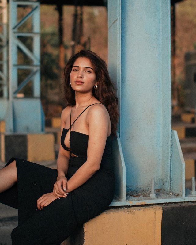  ఔట్ స్టాండింగ్  రుహాని శర్మ