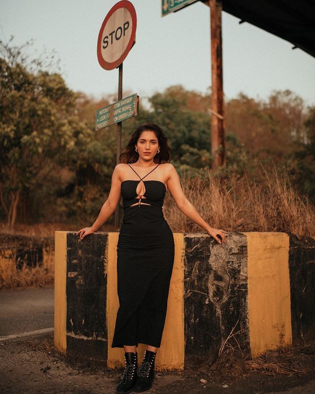  ఔట్ స్టాండింగ్  రుహాని శర్మ