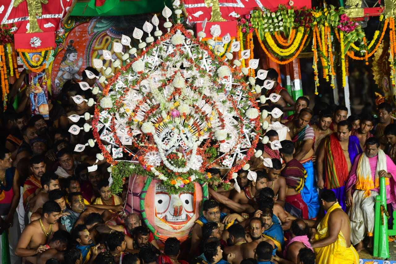 ଚତୁର୍ଦ୍ଧା ମୂର୍ତ୍ତିଙ୍କ ନିଳାଦ୍ରୀ ବିଜେ ସମୟର କିଛି ବିଶେଷ ମୁହୂର୍ତ୍ତ