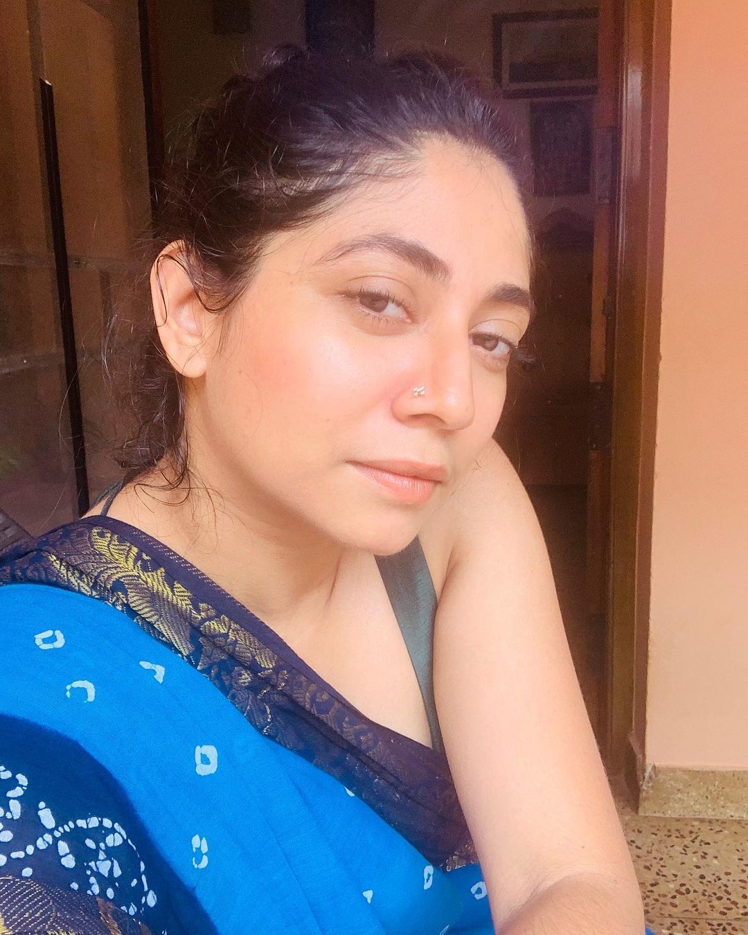 മറ്റാരേയും കുറിച്ചല്ല, എല്ലാം എന്നെക്കുറിച്ച് മാത്രം: പുത്തന്‍ ചിത്രങ്ങളുമായി അഭയ ഹിരണ്‍മയി