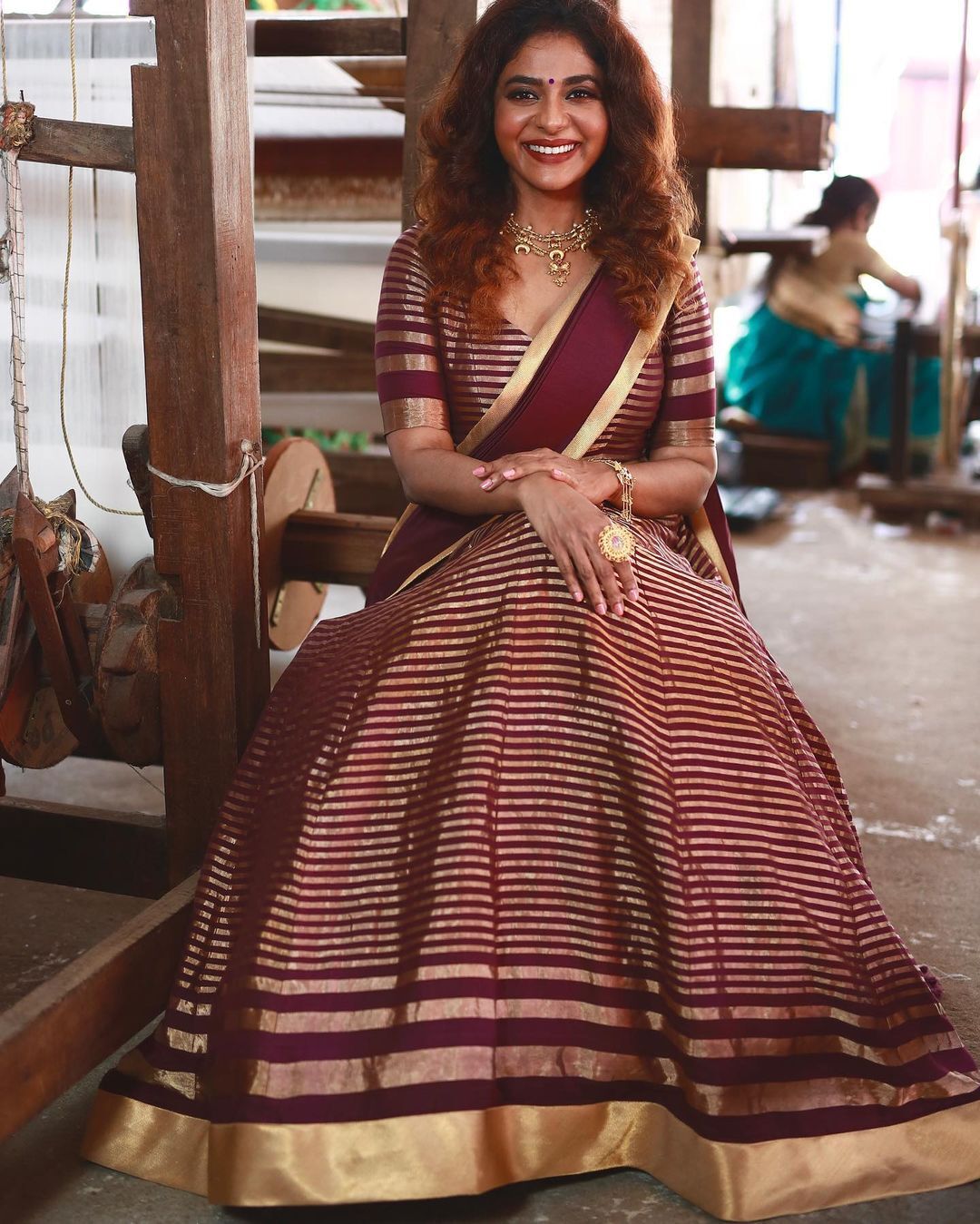  'ഇനിയെങ്കിലും പൂർണിമ ആ രഹസ്യം വെളിപ്പെടുത്തണം'..ഫോട്ടോസ് കണ്ട് കണ്ണു തള്ളി ആരാധകർ..വൈറൽ