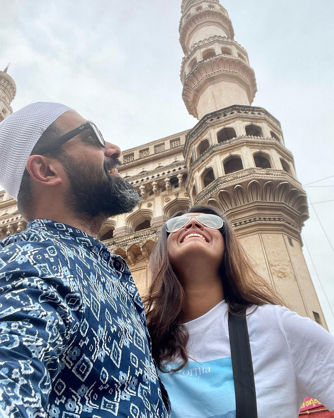   അമൃത സുരേഷിന്റേയും ഗോപി സുന്ദറിന്റേയും വിവാഹം കഴിഞ്ഞോ? സിന്ദൂരം തൊട്ട് മാലയണിഞ്ഞ് ചിത്രങ്ങൾ...ഗോപി സുന്ദറിന്റെ മറുപടി ഇങ്ങനെ