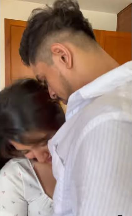 ഹോട്ട് ലുക്കില്‍ റംസാനൊപ്പം തകർത്താടി പ്രിയവാര്യർ: ശ്രദ്ധേയമായി പുത്തന്‍ ലുക്ക്