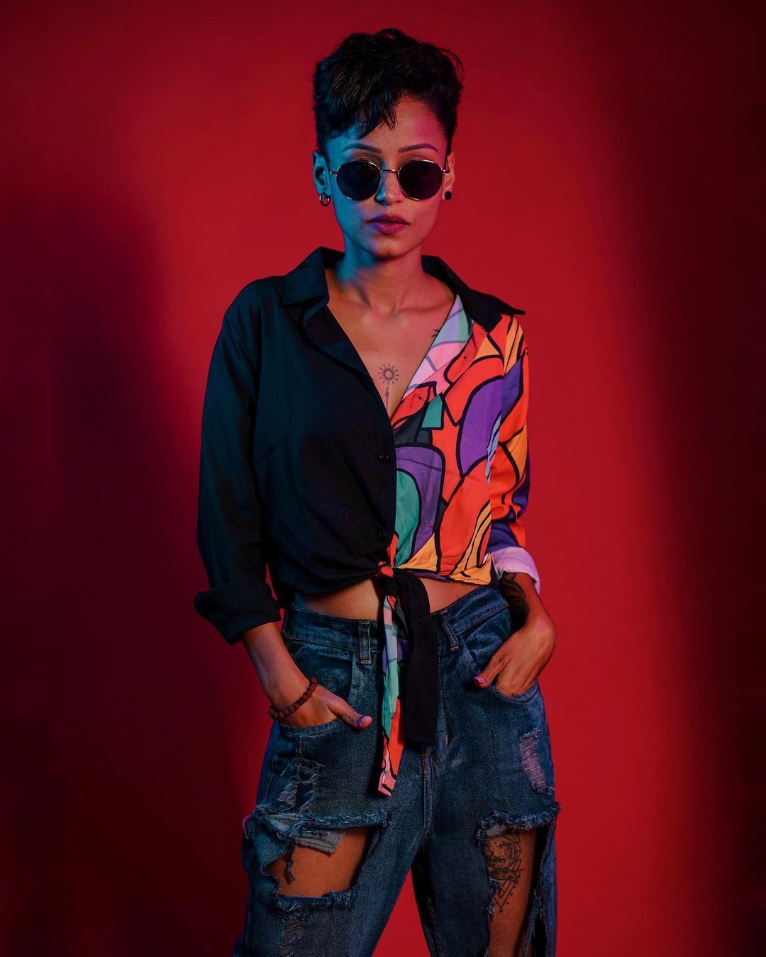 റിയാസിനൊപ്പം തകർത്താടി ഡെയിസ് ഡേവിഡ്; ഒപ്പം തകർപ്പന്‍ ചിത്രങ്ങളും