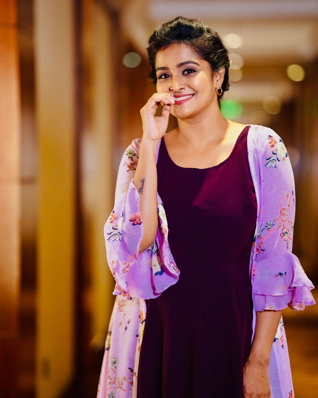 തകർത്തു, കിടുക്കി, പൊളിച്ചു: ആരാധകർ ആഘോഷമാക്കി രമ്യ നമ്പീശന്റെ പുതിയ ചിത്രങ്ങള്‍