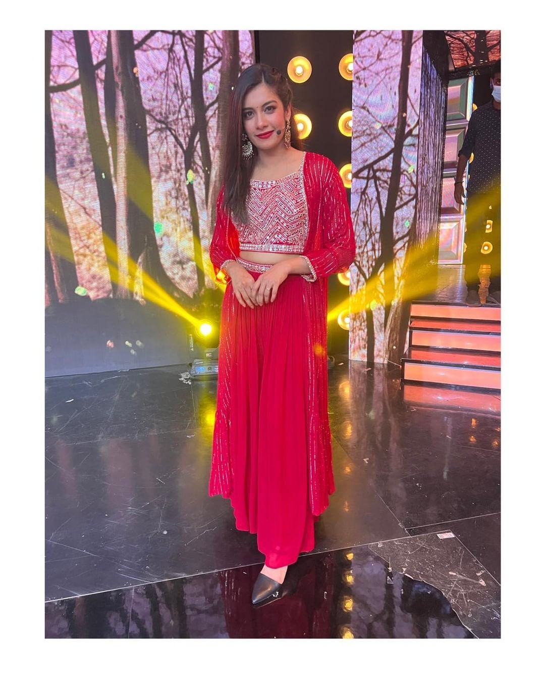  ഹെയ്റ്റേഴ്സ് സ്റ്റെപ് ബാക്ക്.. ദിൽഷക്ക് മാത്രമേ ഇതൊക്കെ കഴിയൂ...പുതിയ ഫോട്ടോകളുമായി 'ബിഗ് ബോസ് ക്വീൻ' എന്ന് ആരാധകർ