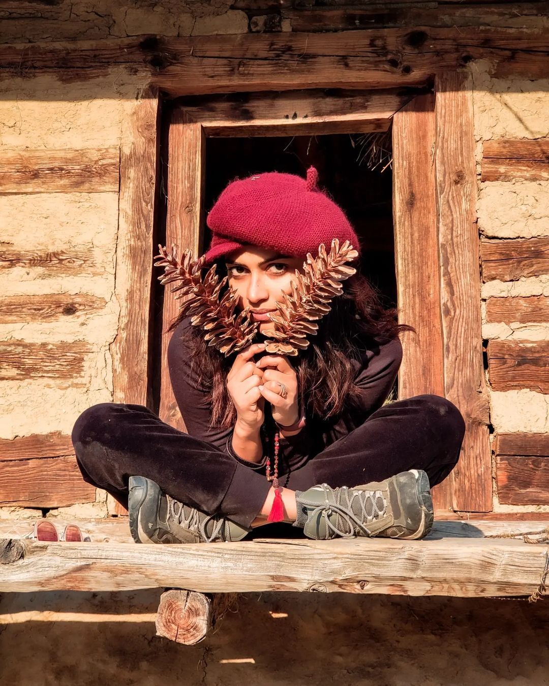 മട്ടന്‍ ബിരിയാണിയാണോ ഇന്നത്തെ ഡിഷ്; അമലയുടെ ചിത്രത്തില്‍ ആരാധകര്‍, വൈറല്‍