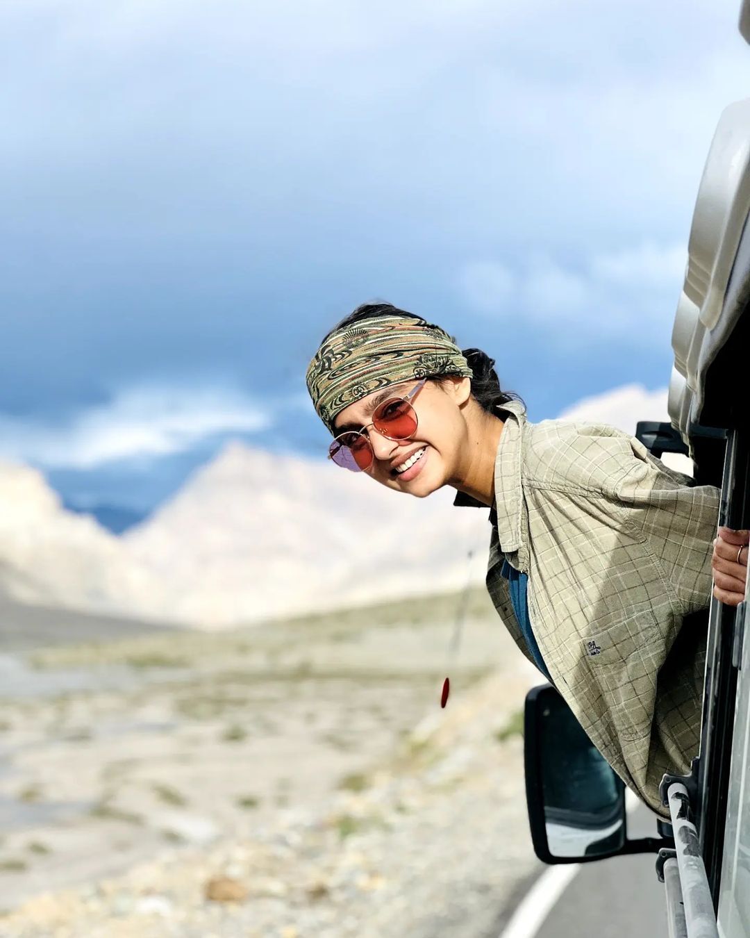 ഹിമാചലില്‍ ന്യൂ ജനറേഷന്‍ ഫ്രീക്കത്തിയായി അനശ്വര; ചിത്രങ്ങള്‍ പൊളിച്ചെന്ന് സോഷ്യല്‍ മീഡിയ