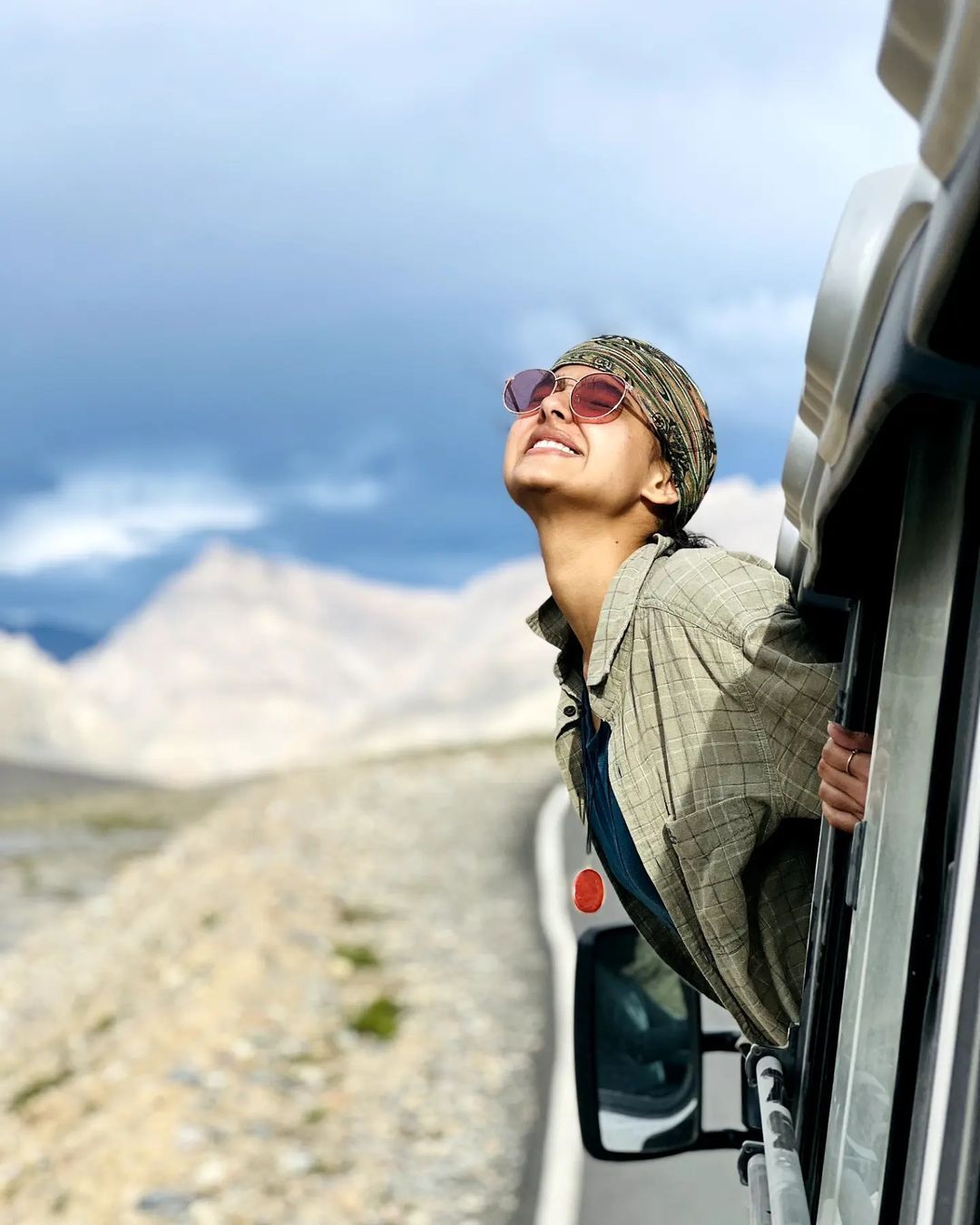 ഹിമാചലില്‍ ന്യൂ ജനറേഷന്‍ ഫ്രീക്കത്തിയായി അനശ്വര; ചിത്രങ്ങള്‍ പൊളിച്ചെന്ന് സോഷ്യല്‍ മീഡിയ