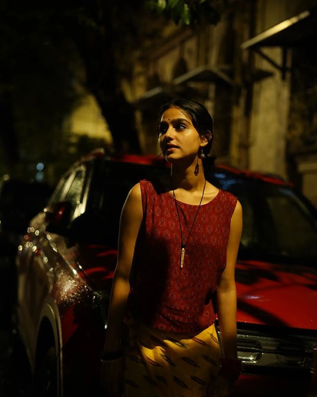 ഇതിനിയും തീര്‍ന്നില്ലേ..? കലക്കന്‍ ചിത്രങ്ങളുമായി അനശ്വര