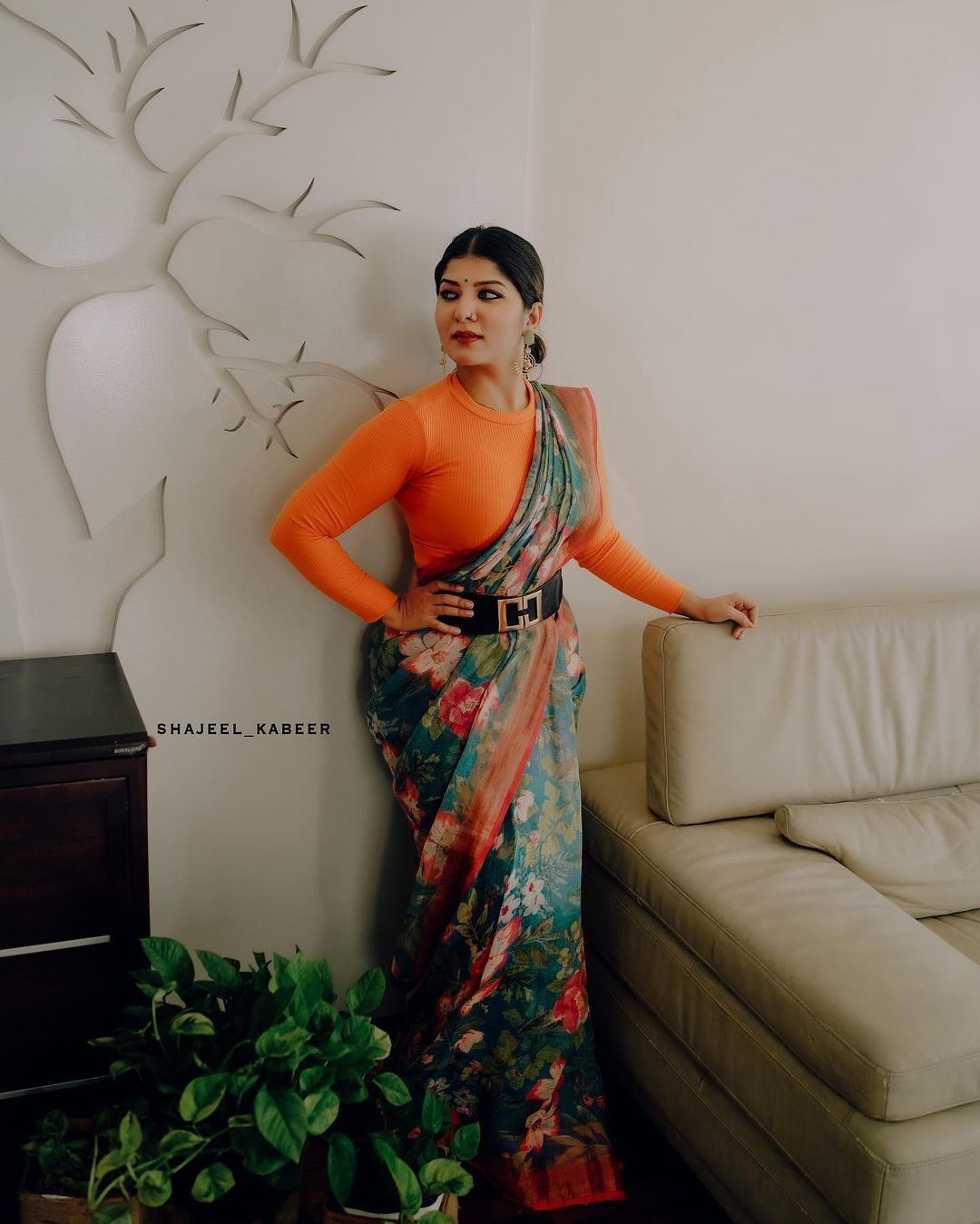 മുടിയന്‍ ചേട്ടന്റെ പൂജയല്ലേ ഇത്; അശ്വതിയുടെ കിടിലന്‍ ചിത്രങ്ങള്‍