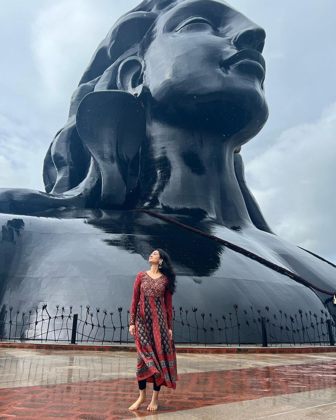 ഉഫ്...ഒന്നും പറയാനില്ല, ഇത് ഒന്നൊന്നര ലുക്ക്; ദീപ്തിയുടെ വൈറല്‍ ചിത്രങ്ങള്‍ 