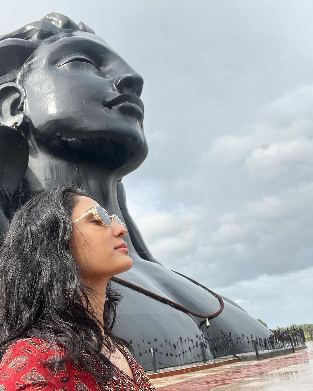 ഉഫ്...ഒന്നും പറയാനില്ല, ഇത് ഒന്നൊന്നര ലുക്ക്; ദീപ്തിയുടെ വൈറല്‍ ചിത്രങ്ങള്‍ 