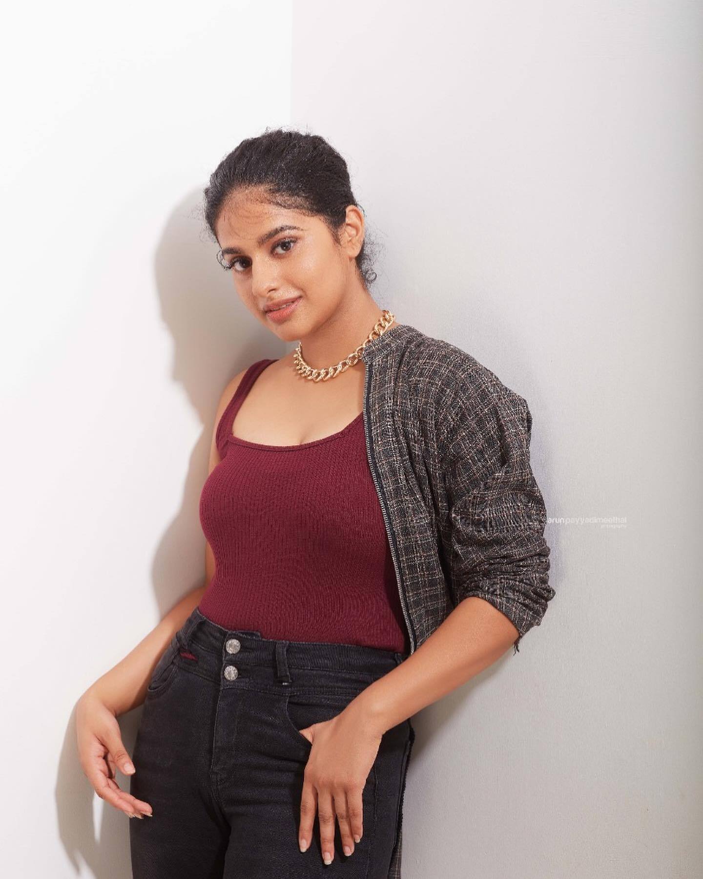 ചിരിയും പോസും കലക്കി; നയന്‍താരയുടെ വൈറല്‍ ചിത്രങ്ങള്‍