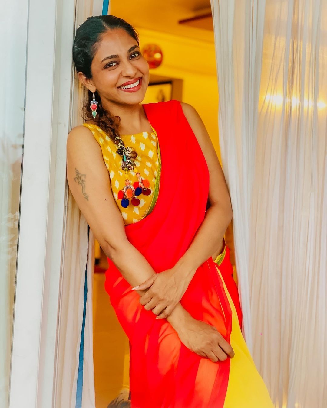 പൂർണ്ണിമ ചേച്ചിയുടെ ഈ ചിത്രത്തിൽ വീണു പോയി ആരാധകർ; കിടിലൻ ഫോട്ടോസ്; ചിത്രങ്ങൾ വൈറൽ