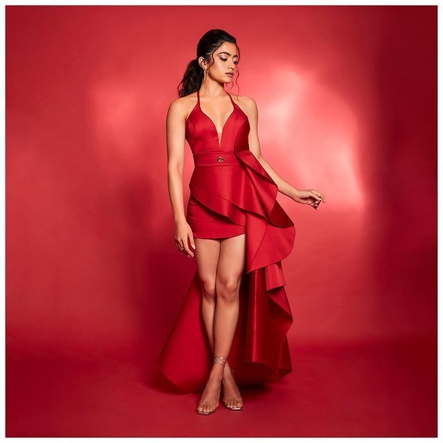 Actress Rashmika Mandanna shares her sizzling photos in red gown on instagram
