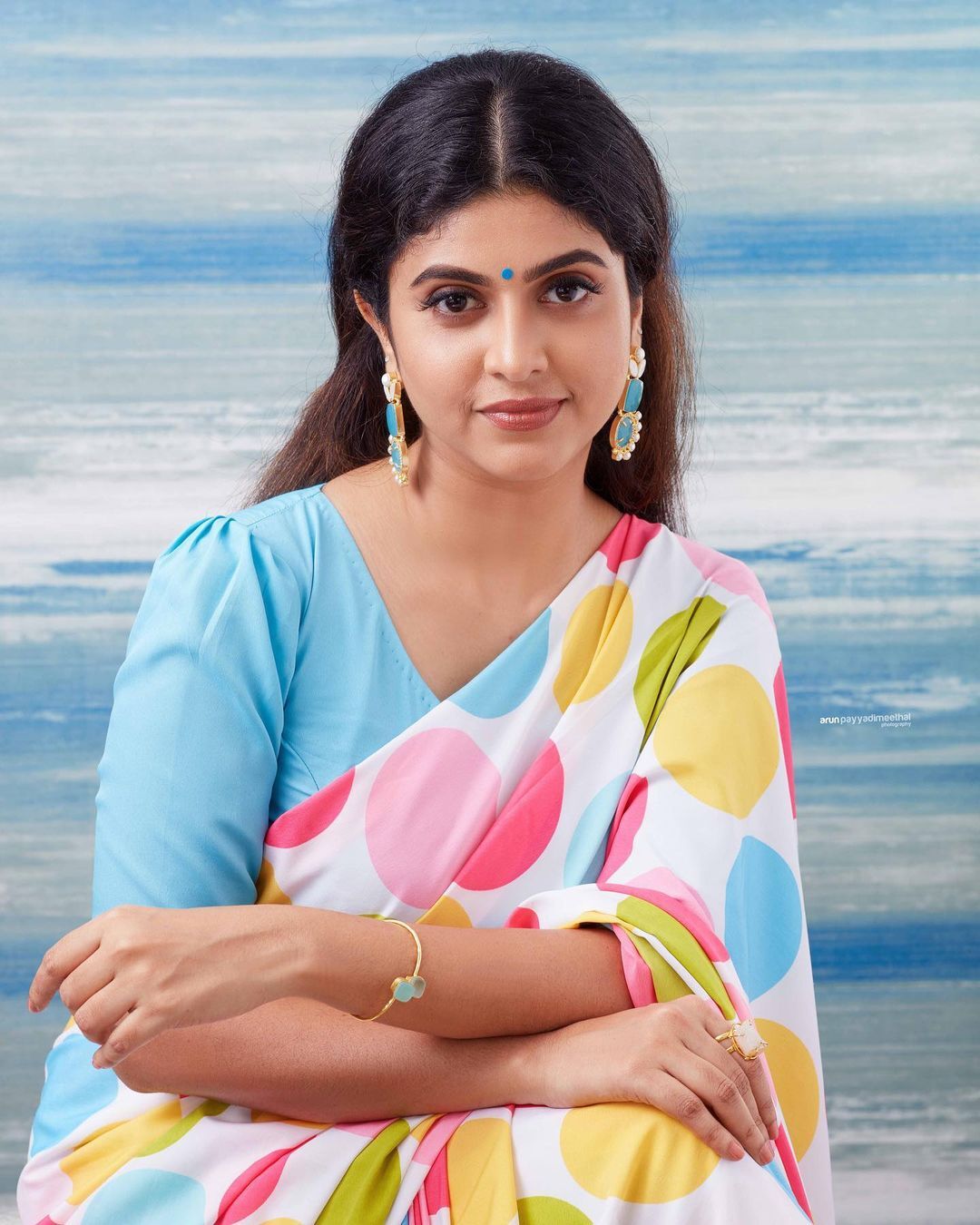 ബോളിവുഡ് താരങ്ങള്‍ മാറിനില്‍ക്കും; രസ്‌ന....ഇത് പൊളി ലുക്ക്, വൈറല്‍ ചിത്രങ്ങള്‍