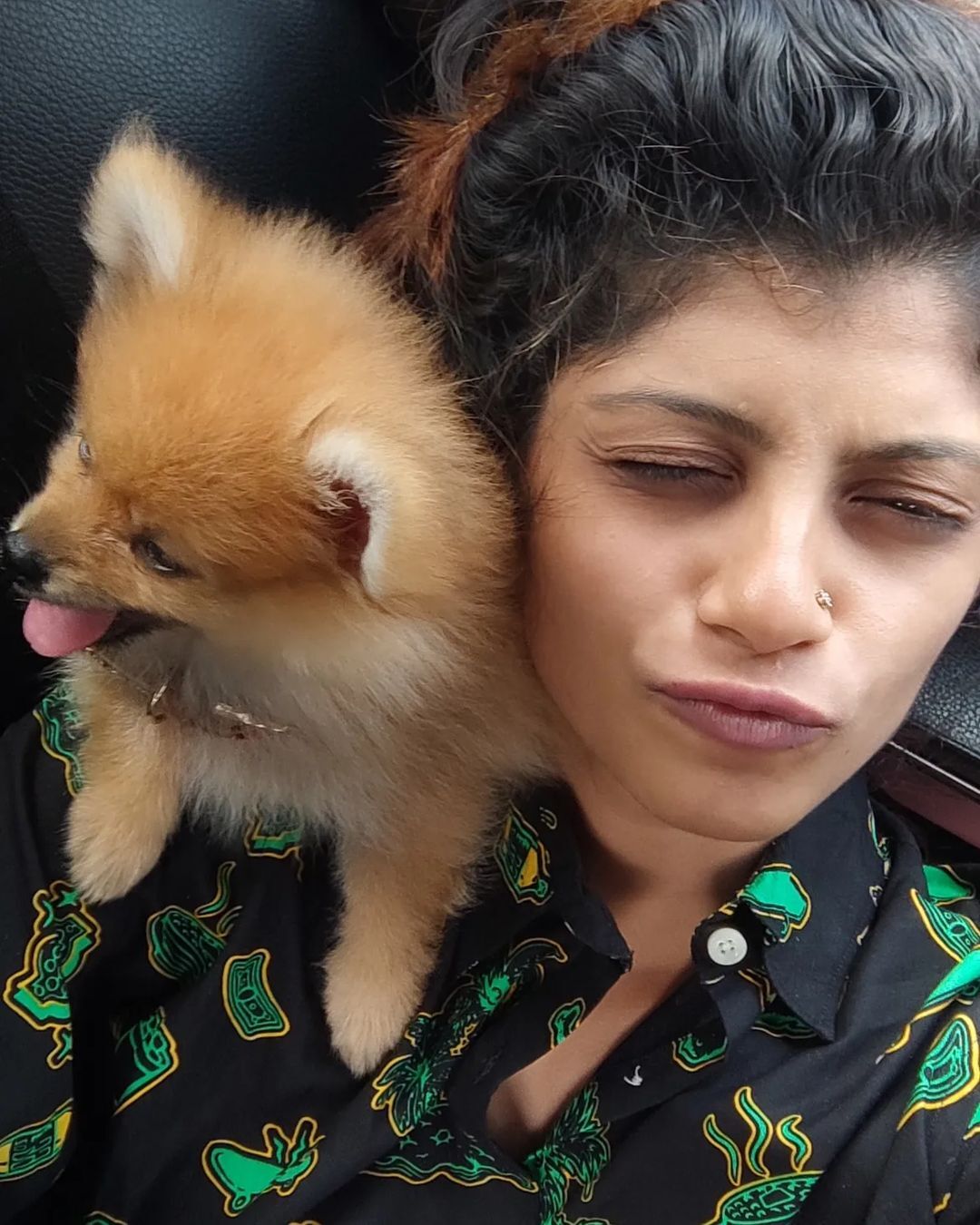 ക്യൂട്ട് എന്നല്ലാതെ എന്തു പറയാന്‍; കാപ്പുച്ചിനോക്കൊപ്പമുള്ള ശ്രുതിയുടെ അടിപൊളി ഫോട്ടോസ് ഏറ്റെടുത്ത് ആരാധകര്‍