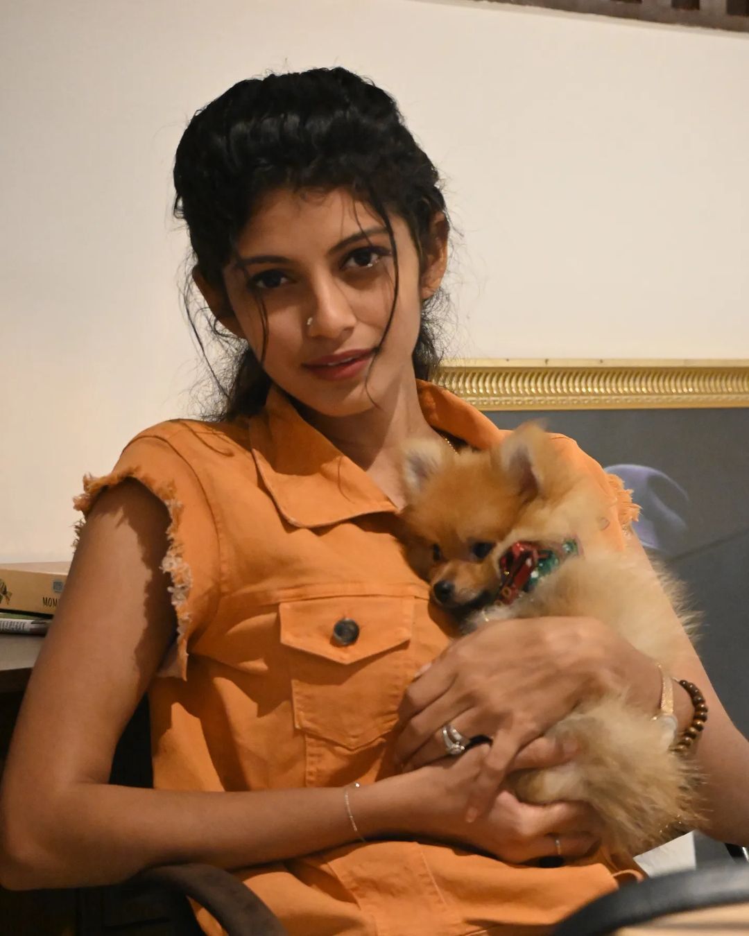 ക്യൂട്ട് എന്നല്ലാതെ എന്തു പറയാന്‍; കാപ്പുച്ചിനോക്കൊപ്പമുള്ള ശ്രുതിയുടെ അടിപൊളി ഫോട്ടോസ് ഏറ്റെടുത്ത് ആരാധകര്‍