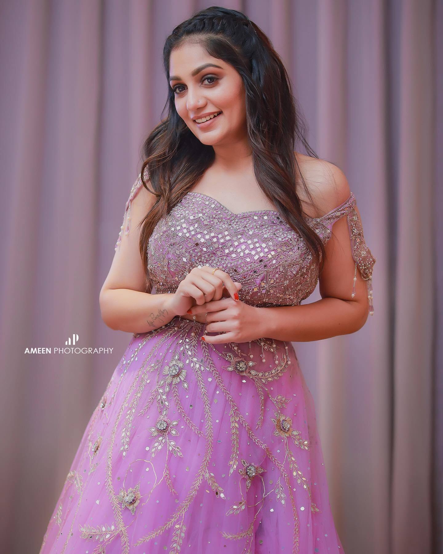 ബഡായി വിട്ടൊരു കളിയില്ല, പുത്തന്‍ തുടക്കവുമായി ആര്യ; ആശംസകളുമായി ആരാധകര്‍