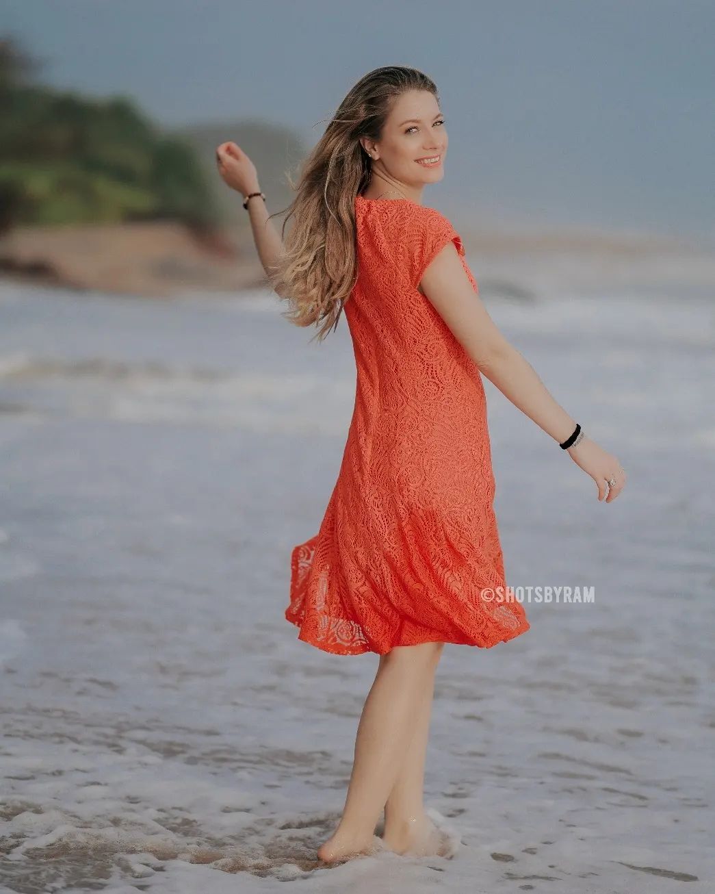 പ്രിയപ്പെട്ടവളുമായുള്ള നിമിഷങ്ങള്‍ പങ്കുവച്ച് അപര്‍ണ; രണ്ട് പേരും എന്തൊരു ക്യൂട്ടാണെന്ന് ആരാധകര്‍