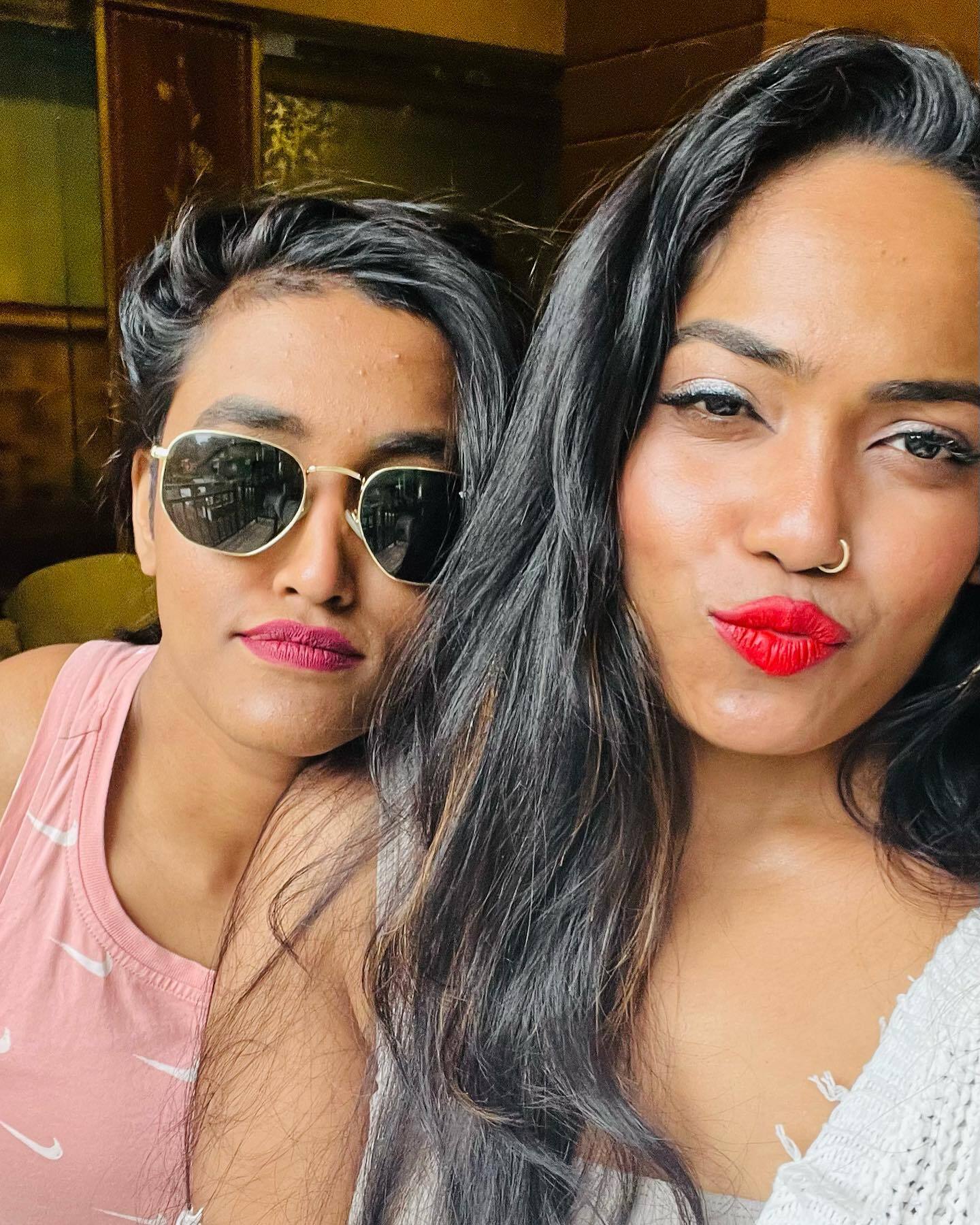 രണ്ടാളും കൂടിയാലെ പൊളിയാണ്..ഇപ്പോളീ മൂന്നാമനും...പൊളിച്ചടുക്ക് ...പുതിയ ചിത്രവുമായി നിമിഷ