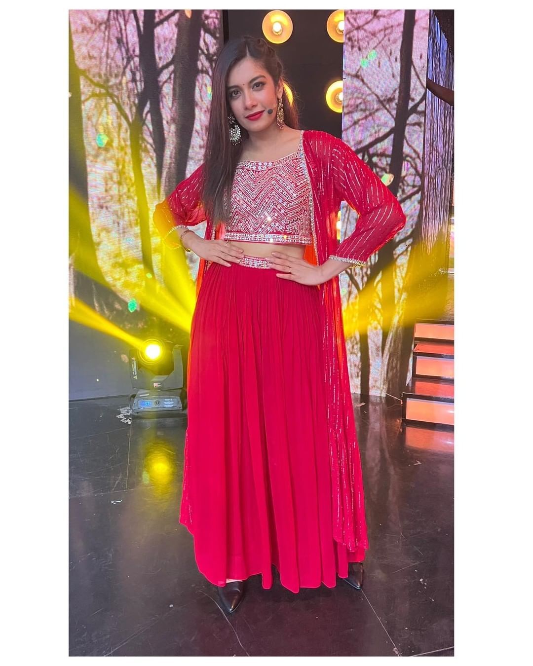 തളരാന്‍ വേറെ ആളെ നോക്കണം..സീന്‍ കളറാക്കി ദില്‍ഷ പ്രസന്നന്‍