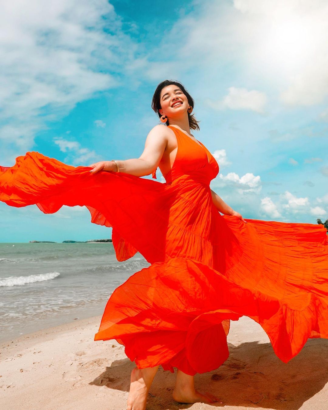 ക്രിക്കറ്റ് ദൈവത്തിന്റെ മകൾ, സൗന്ദര്യത്തിന്‍ മാലാഖ... അതീവ സുന്ദരിയായി സാറ ടെന്‍ഡുല്‍ക്കര്‍, വൈറല്‍ ചിത്രങ്ങള്‍