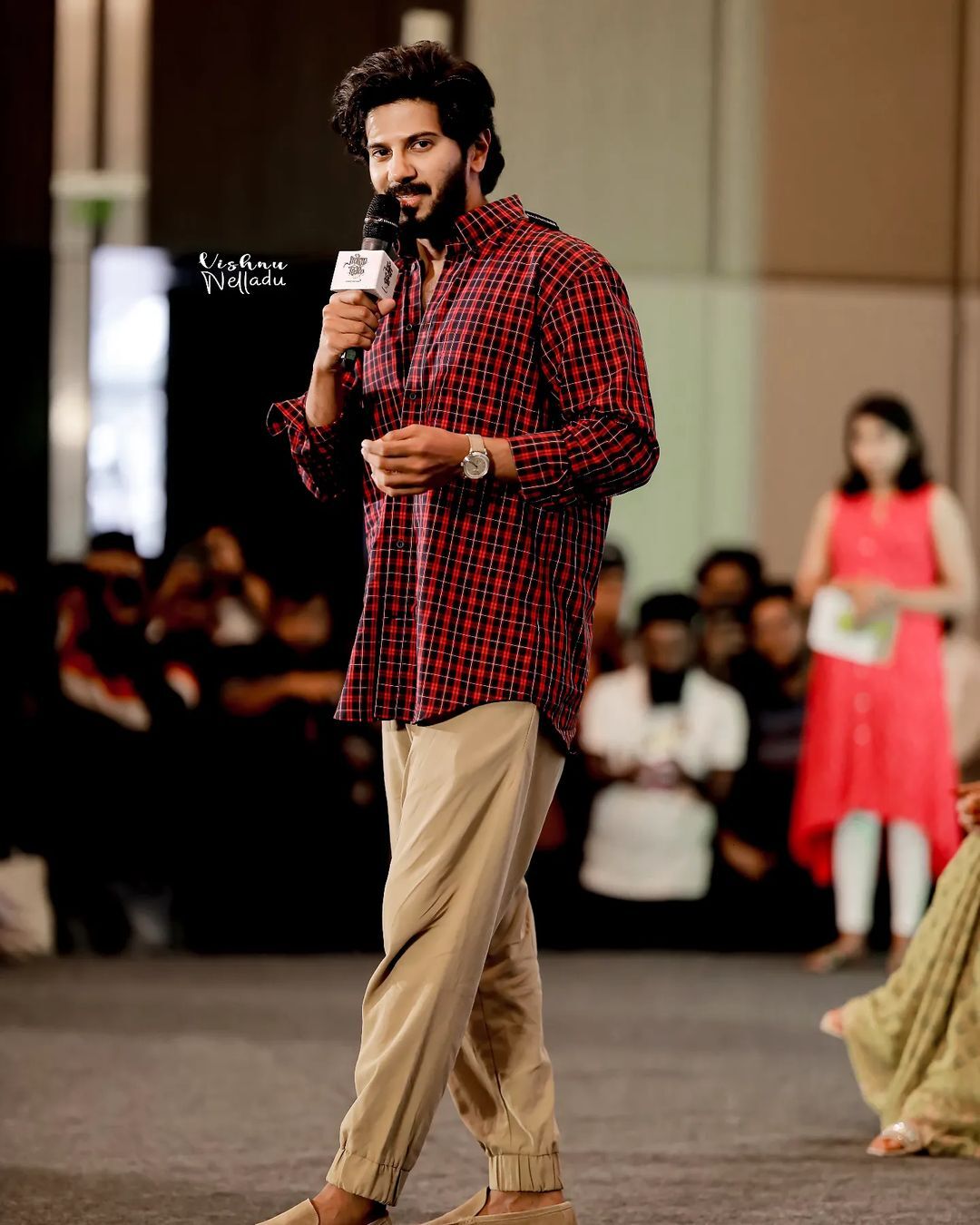 വേദിയെ ഇളക്കിമറിച്ച് ഡിക്യു; സീതാ രാമം പ്രമോഷനില്‍ തിളങ്ങി താരം, പിറന്നാൾ ദിനത്തിൽ വൈറലായി പുത്തൻ ചിത്രങ്ങള്‍ 