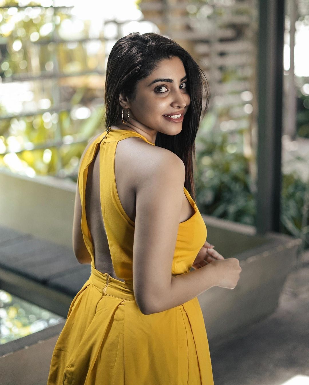 'ചിരി കാന്‍ മേക്ക് യുവര്‍ ലൈഫ് വെരി മനോഹരം'; ക്യാപ്ഷന്‍ കിംഗ് എവിടുന്നു കിട്ടുന്നു അമേയ ഇതൊക്കെ