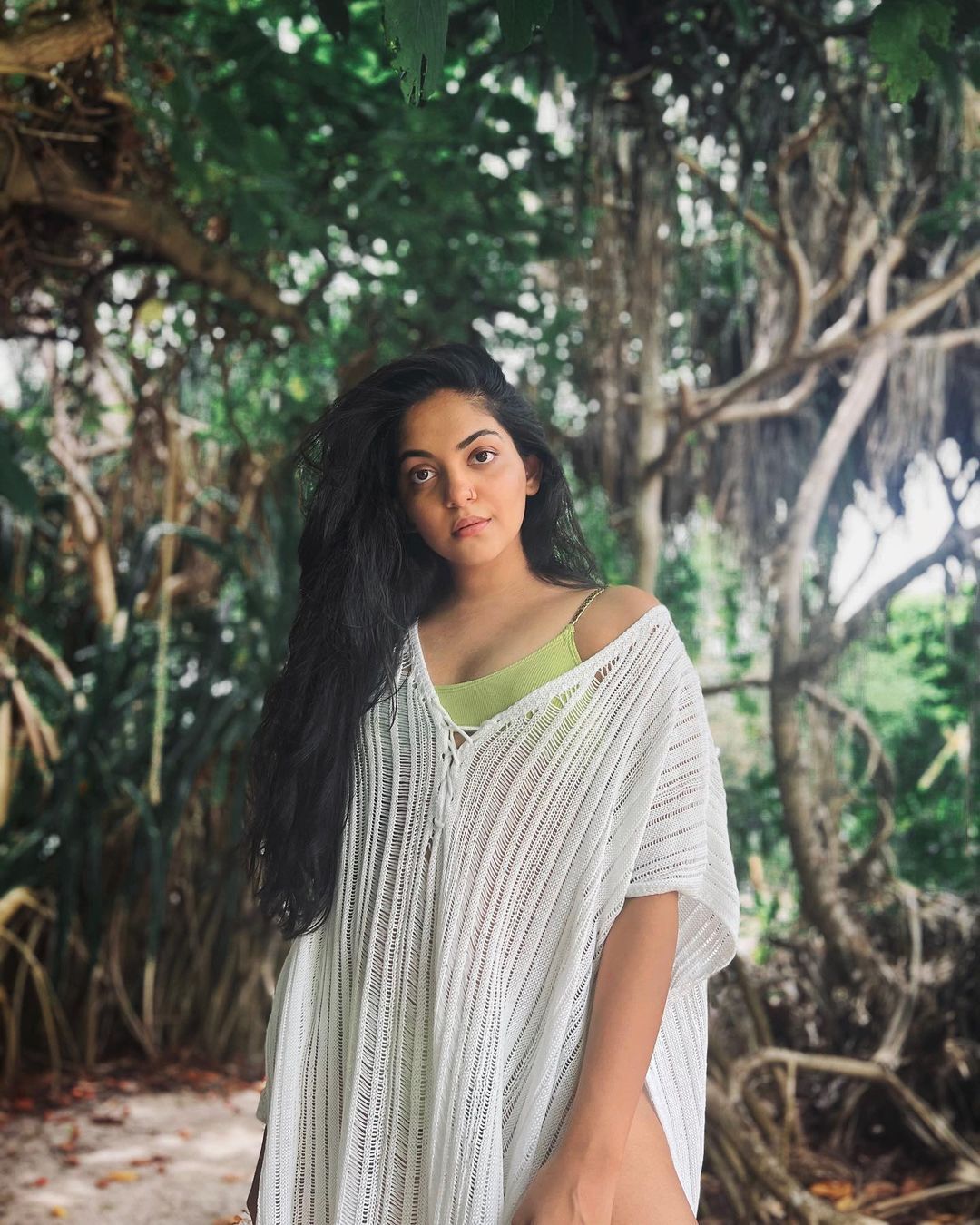 അഹാന...ഈ ചിരി..അതാണ് ഞങ്ങളെ മയക്കുന്നത് ; ദുബായില്‍ അടിച്ചുപൊളിച്ച് താരം