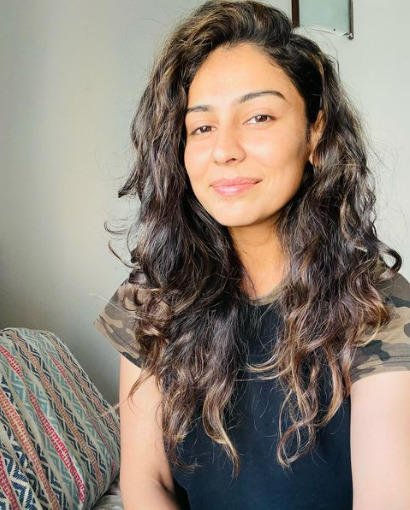 ബോളിവുഡ് നായികമായര്‍ മൂക്കത്ത് വിരല്‍ വച്ചും പോകും; ബ്യൂട്ടി ക്യൂന്‍സ് ഓഫ് ക്രിക്കറ്റ് വേള്‍ഡ്