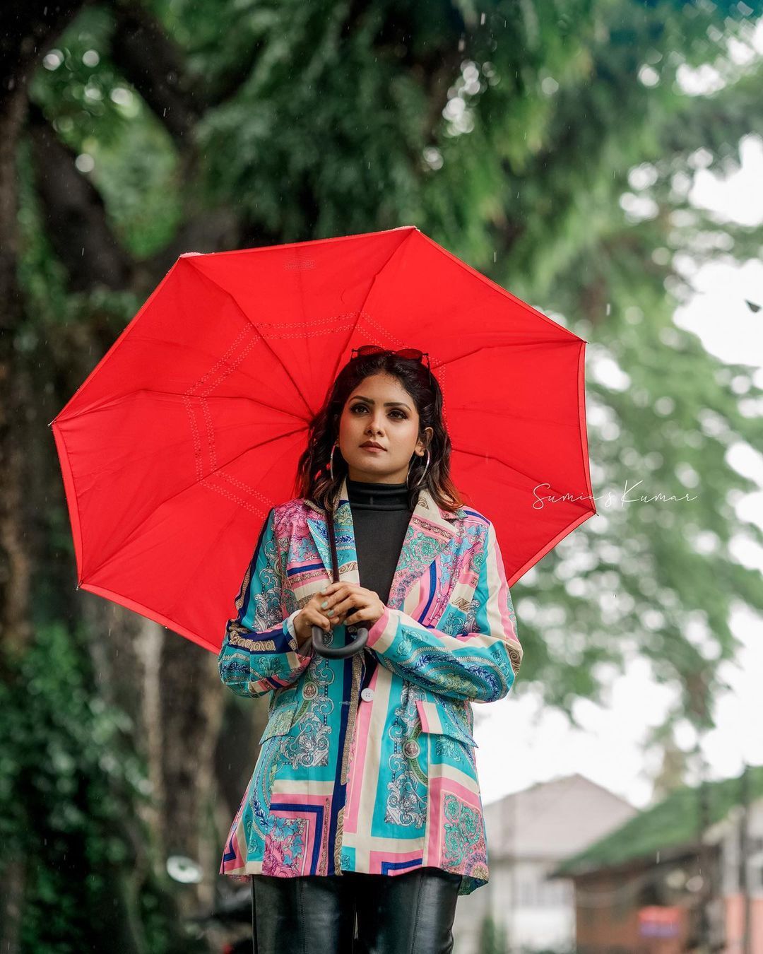 ഞെട്ടിക്കുന്ന മേക്കോവറില്‍ ഗായത്രി അരുണ്‍; ഇത് പൊളി ലുക്കെന്ന് സോഷ്യല്‍ മീഡിയ