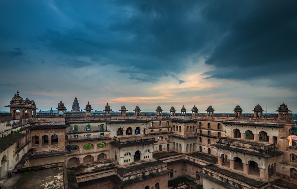 Orchha Fort in Madhya Pradesh is a cultural heritage site - Oneindia