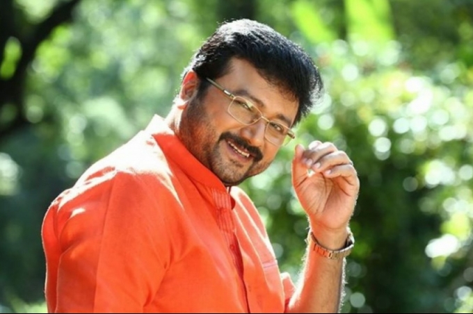 PHOTOS : அண்ணாந்து பார்க்கவைக்கும் பிரபலங்கள்.. கோலிவுட் சினிமாவின் டாப் 10 உயரமான நடிகர்கள் யார் யாருன்னு தெரியுமா?
