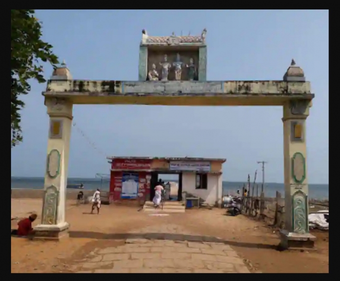 PHOTOS : தமிழ்நாட்டின் டாப் 10 புகழ்பெற்ற கோயில்களின் பட்டியல்.. நீங்கள் அறிந்திடாத சூப்பர் லிஸ்ட் இதோ! 