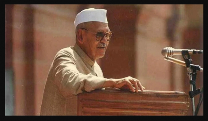 PHOTOS :  அன்று முதல் இன்று வரை இந்திய குடியரசு தலைவர்களின் பட்டியல்! 