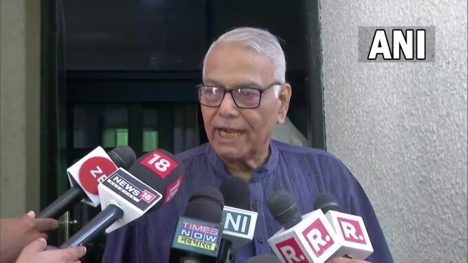 പതിനഞ്ചാമത് രാഷ്ട്രപതിയെ കാത്ത് രാജ്യം..വോട്ടെടുപ്പ് ചിത്രങ്ങള്‍ കാണാം..