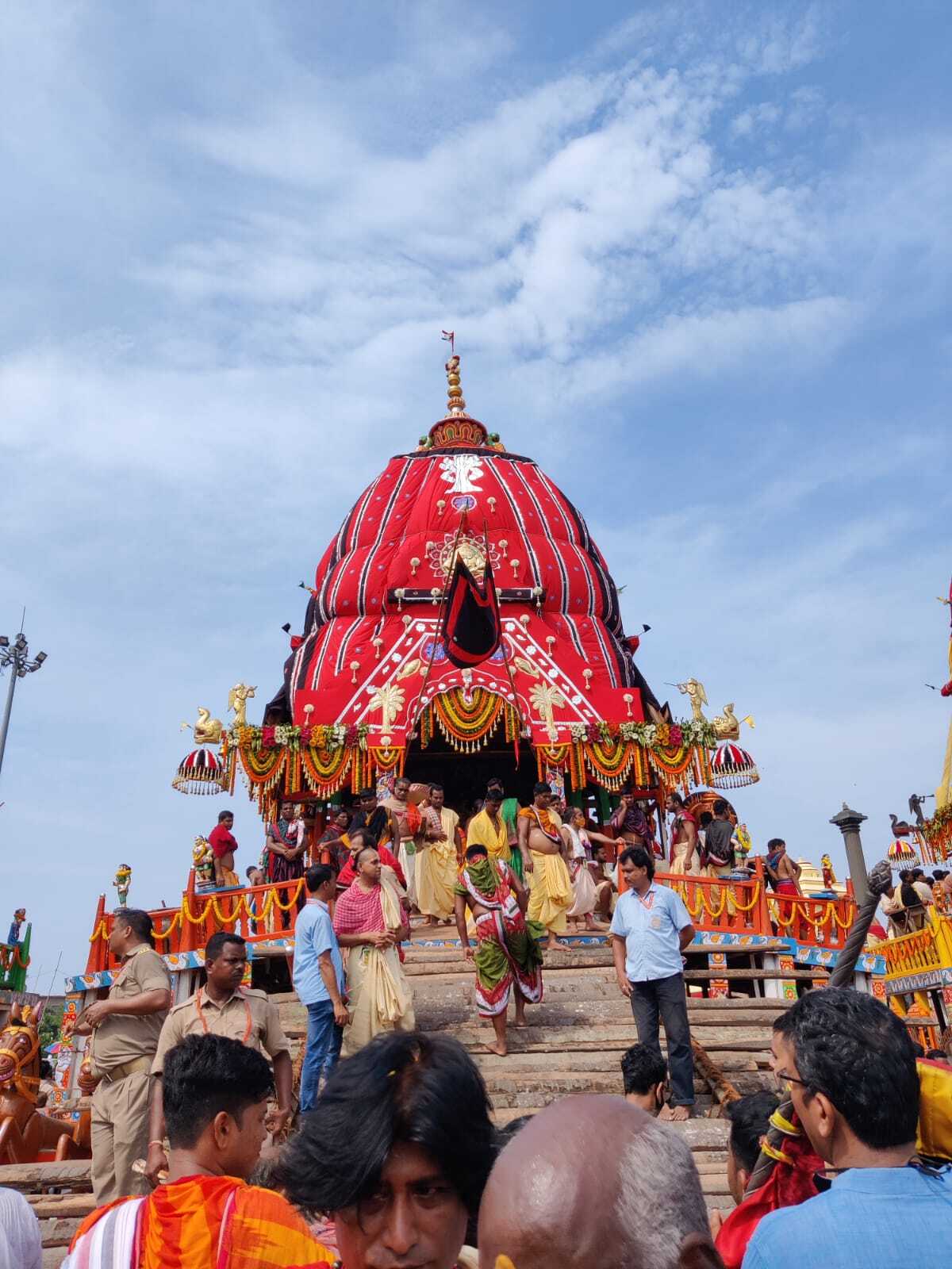  ରଥଯାତ୍ରା 2022 : ରଥରେ ବିଜେ ତିନି ଠାକୁର, ଦର୍ଶ କରୁଛନ୍ତି ଶଙ୍କରାଚାର୍ଯ୍ୟ