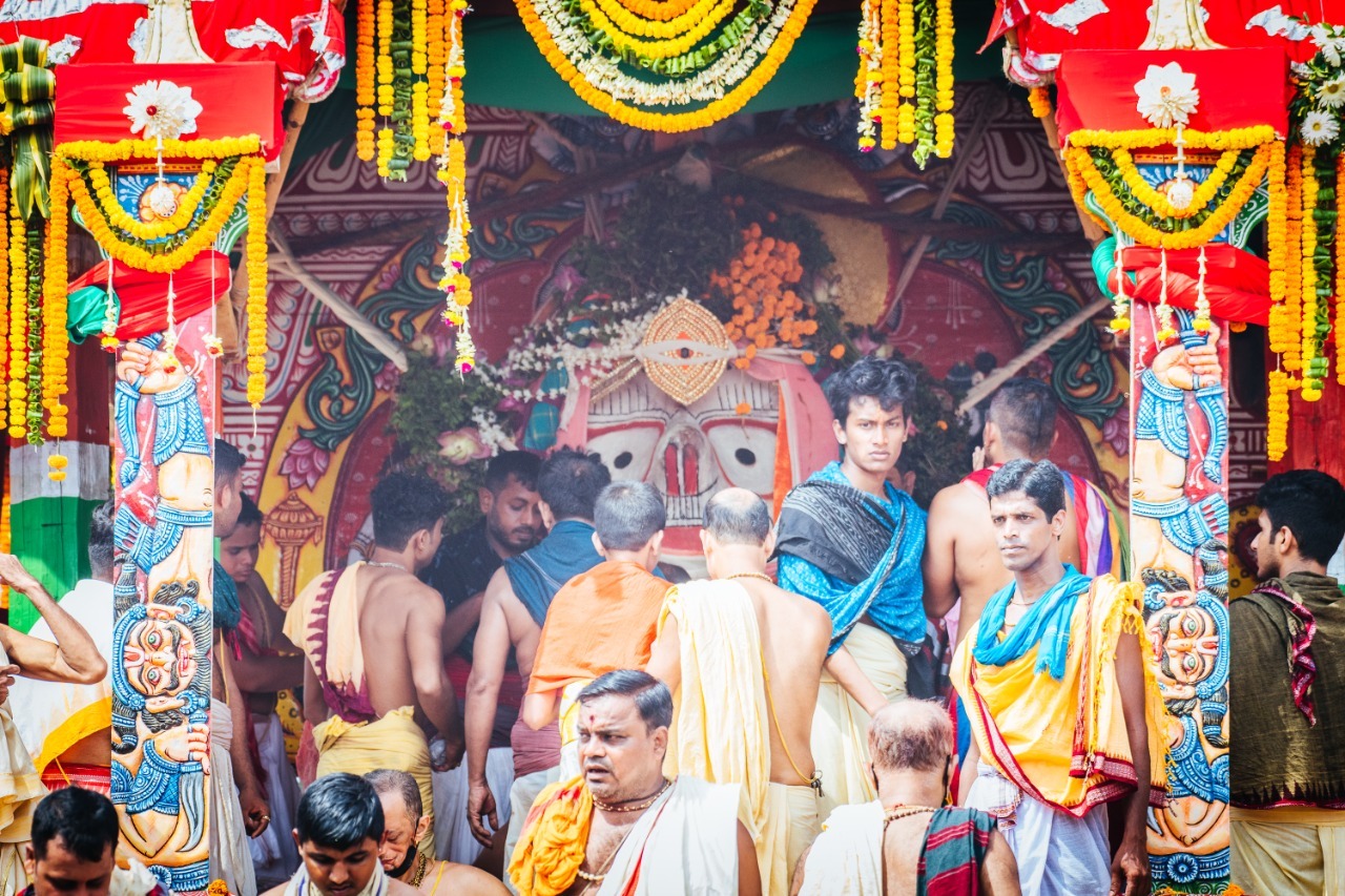  ରଥଯାତ୍ରା 2022 : ରଥରେ ବିଜେ ତିନି ଠାକୁର, ଦର୍ଶ କରୁଛନ୍ତି ଶଙ୍କରାଚାର୍ଯ୍ୟ