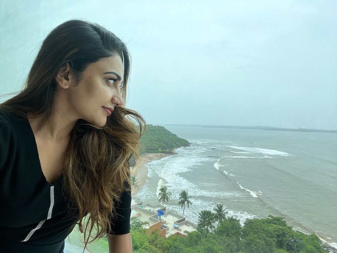 എവിടെയാ റിമി ....പുതിയ ഫോട്ടോയുമായി റിമി ടോമി..ആരാധകര്‍ക്ക് അറിയേണ്ടത് ആ സ്ഥലം